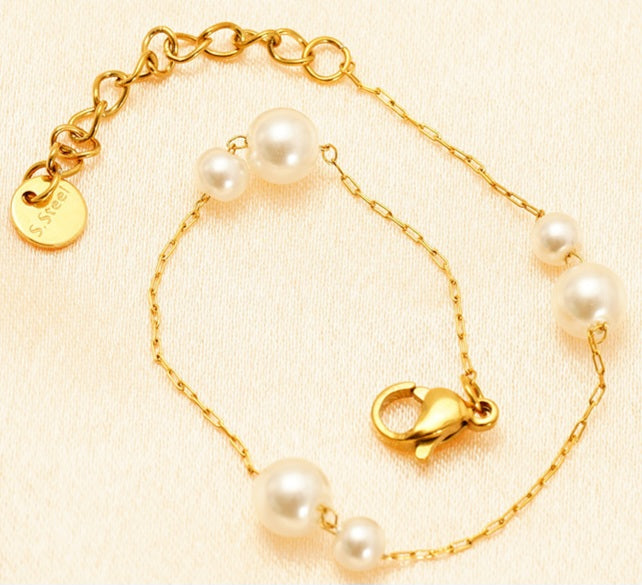 Dainty Pearl Station Bracelet