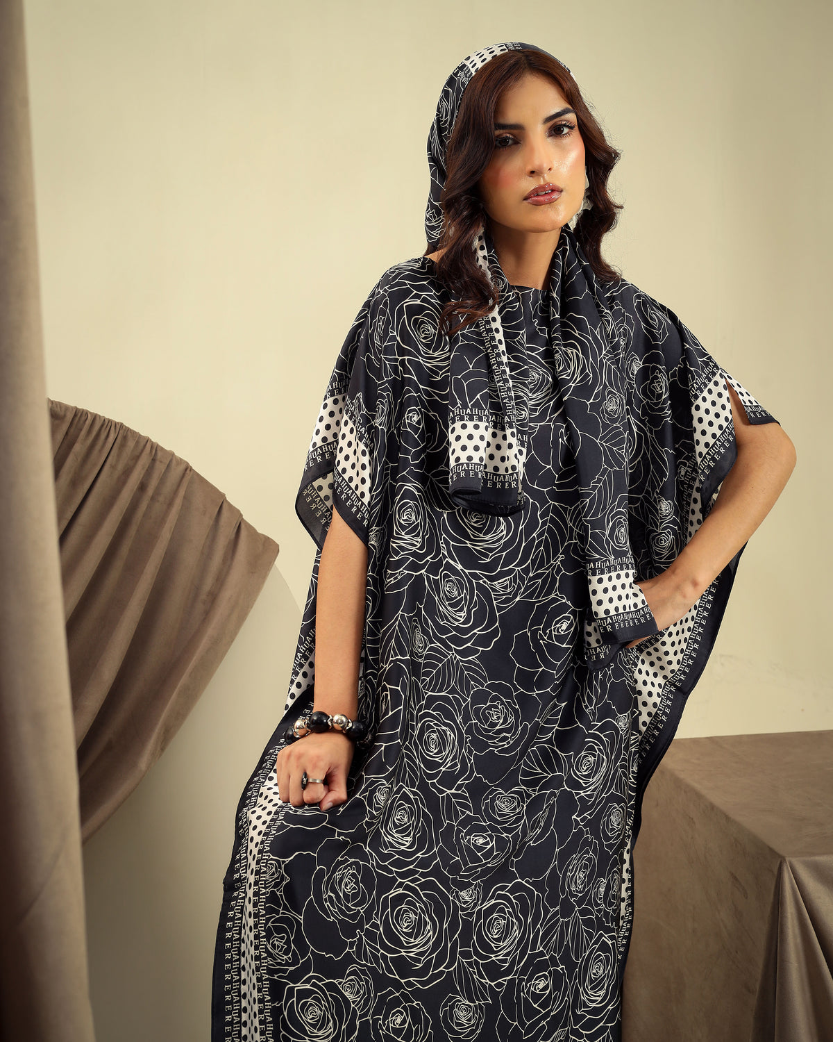 Flowy Black & White Rose-Print Kaftan
