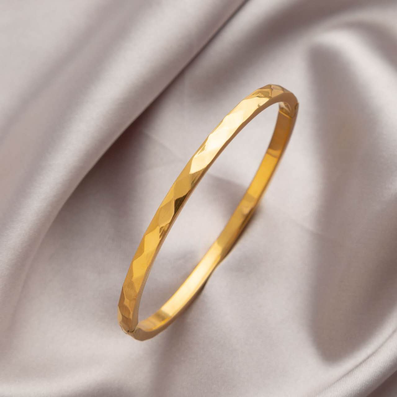 Nova Cut Gold Bangle