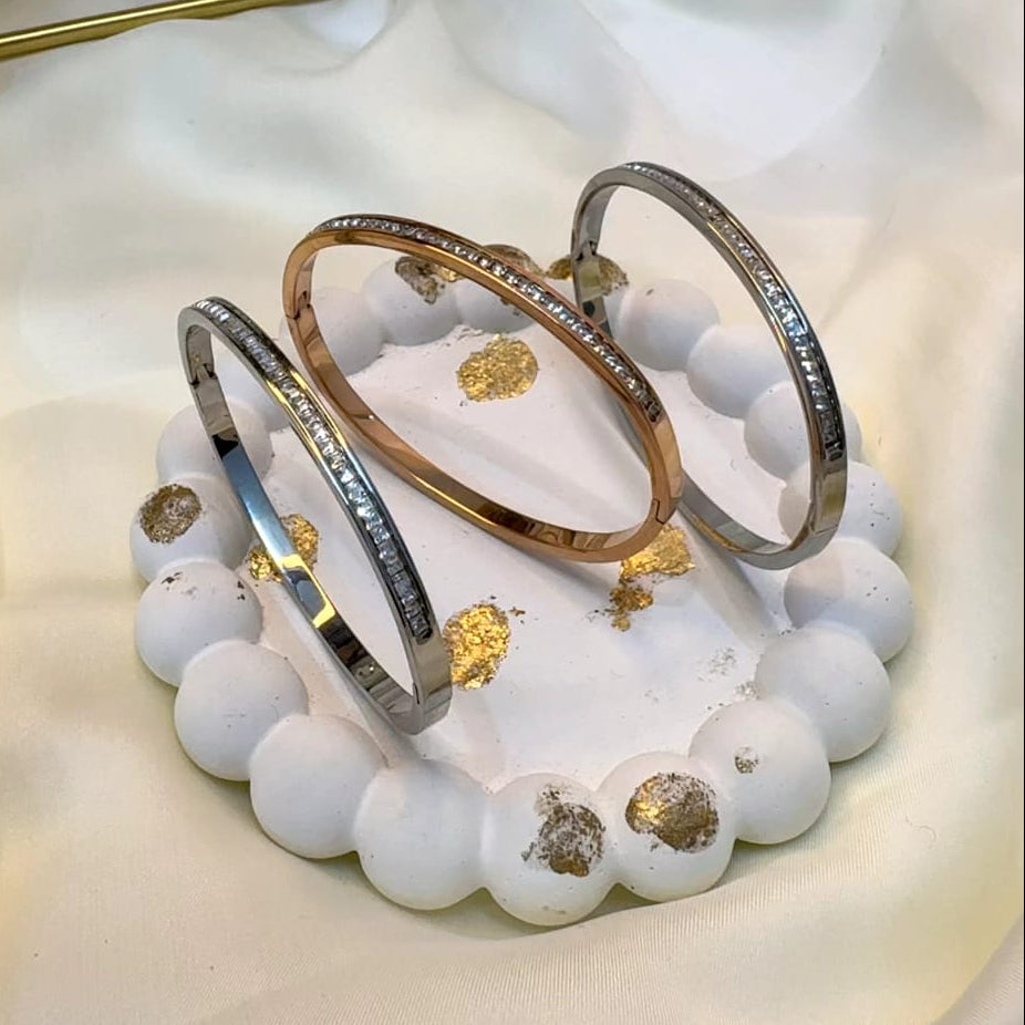 Eclat Crystal Slim Bangle